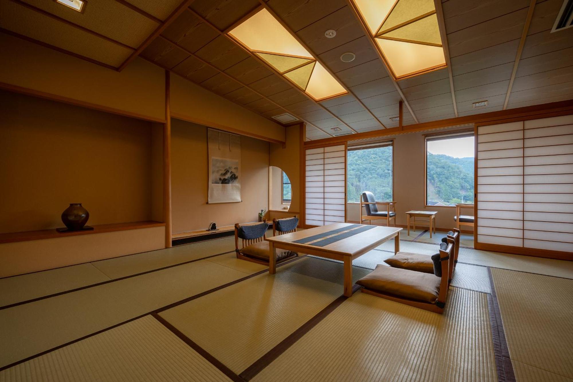 Kifuno Sato Hotel Mimasaka Exterior photo
